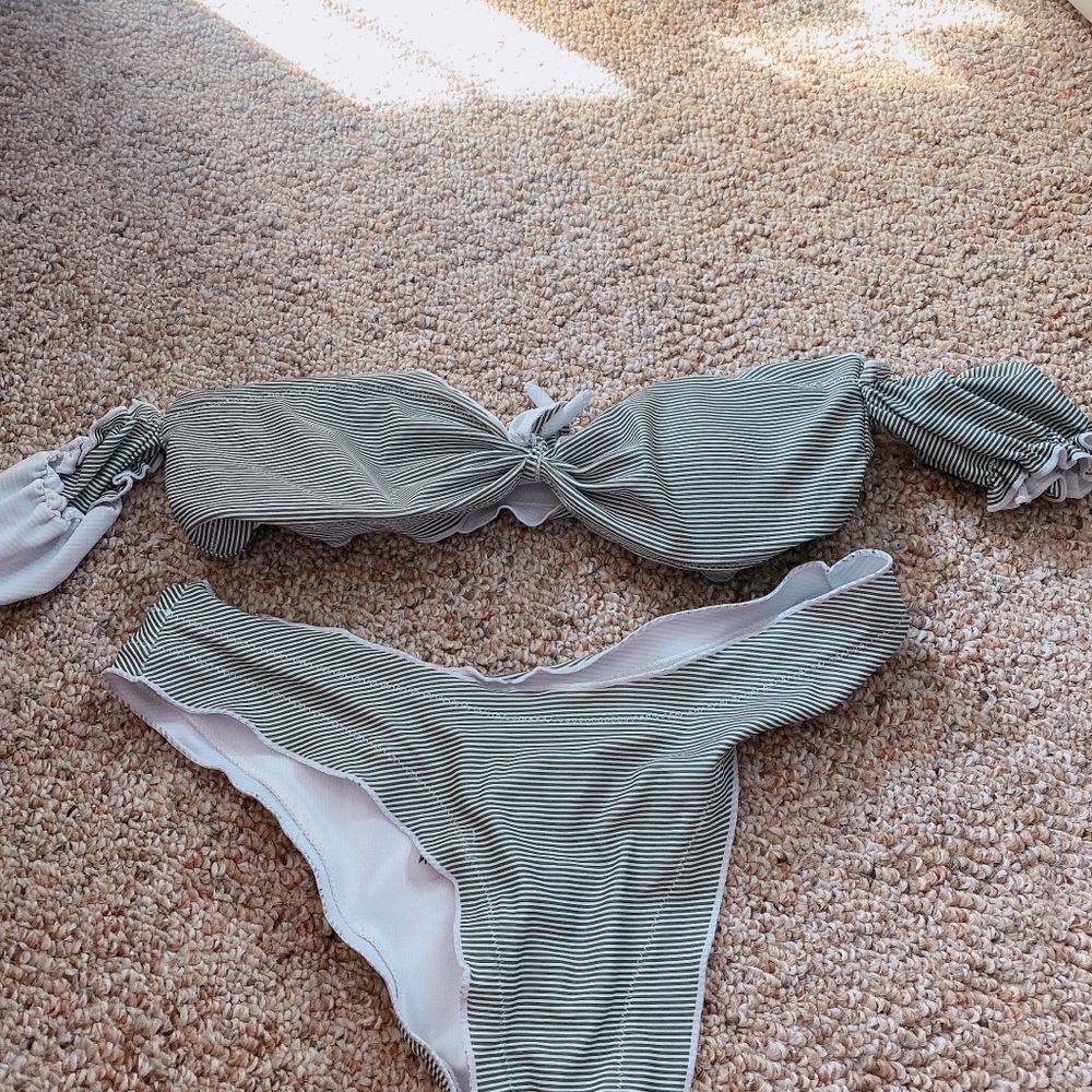 Striped Knot front bardot high cut bikini